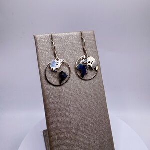 Signed WB Silver Tone Earth Globe Dangle Earrings 3/4”